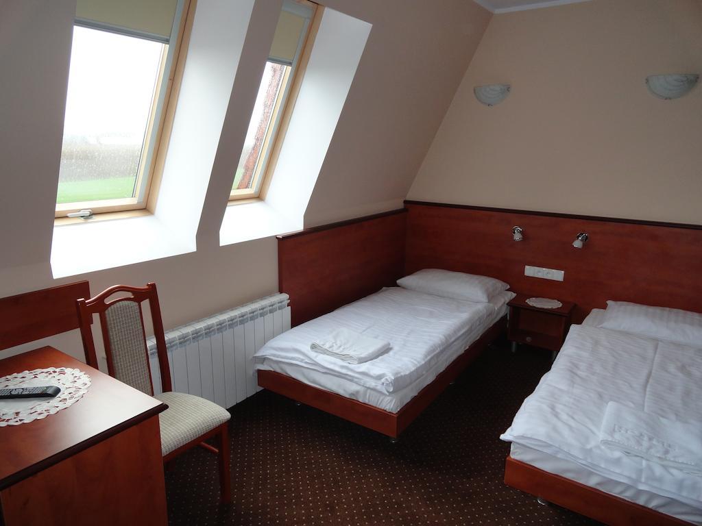 Hotel Wielkopolanka Schroda Zimmer foto